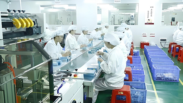 化妝品生產(chǎn)基地哪里最多？